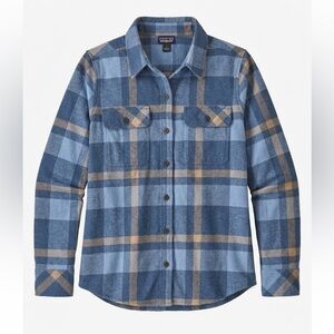 Patagonia Midweight Organic Cotton Fjord Flannel Long Sleeve Shirt